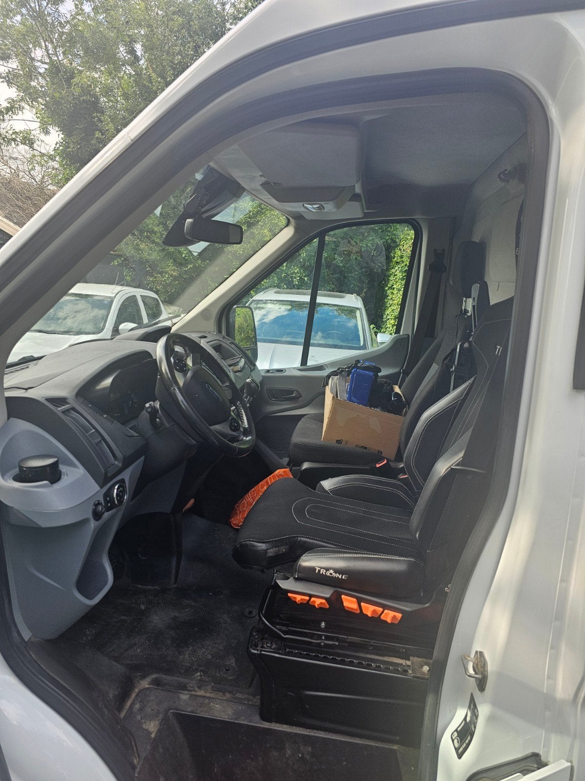 Ford Transit 2.0 Tdci 77KW 2017, Auto's, 15 km/l, 1995 cc, 4 cilinders, Origineel Nederlands
