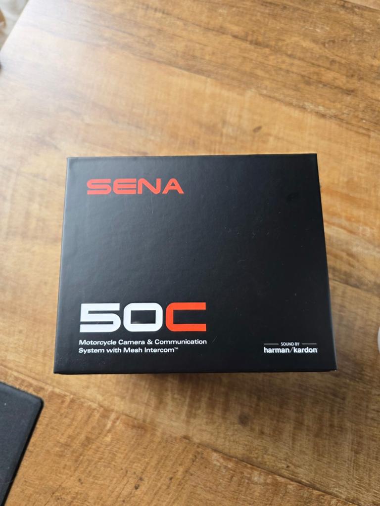 Ongeopende Sena 50C sound by Harman Kardon, Motoren, Accessoires | Overige, Ophalen of Verzenden, Nieuw