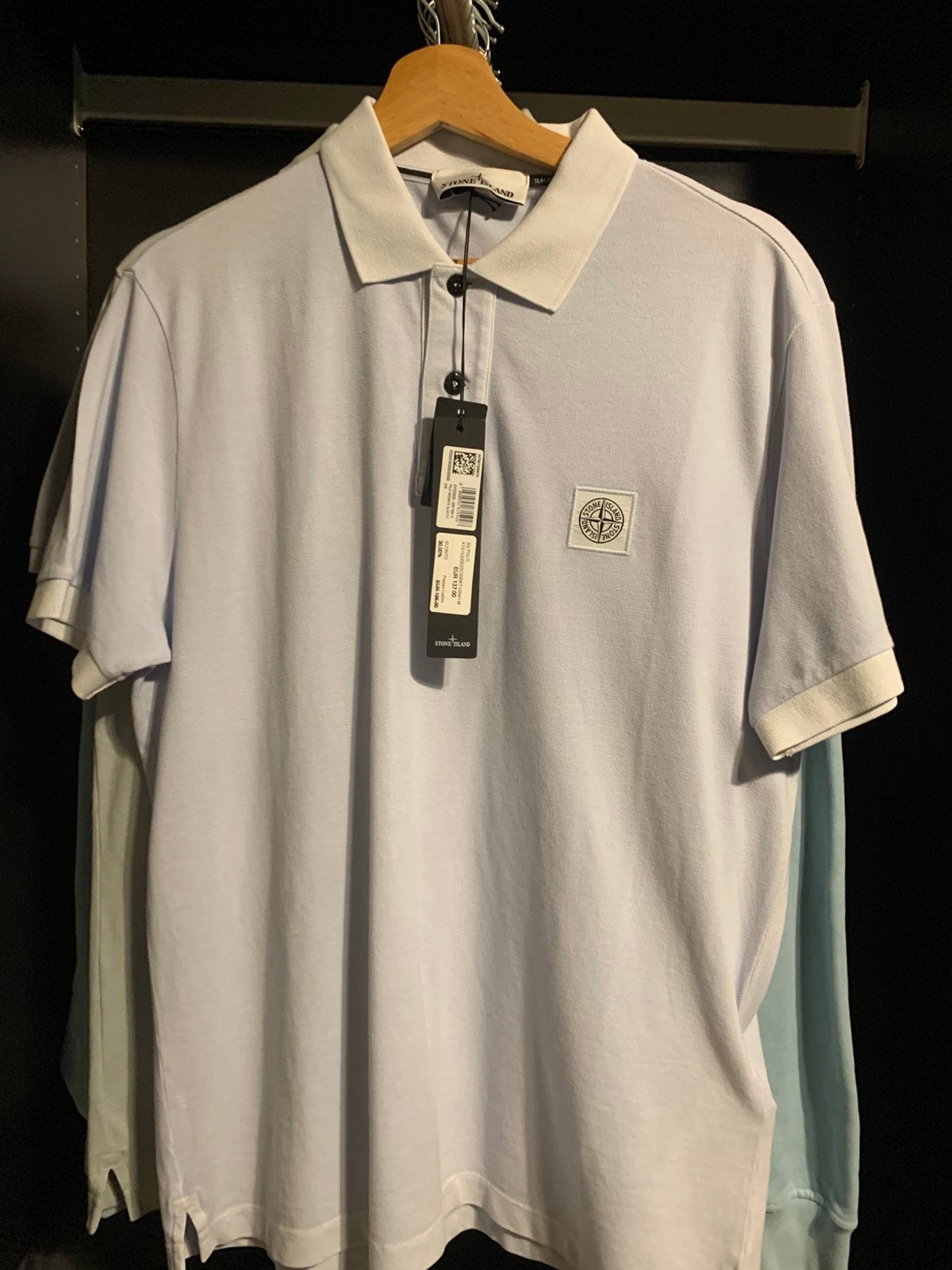 STONE ISLAND POLO - NIEUW EN ONGEDRAGEN MET KAARTJES!, Ophalen of Verzenden, Nieuw, Maat 48/50 (M), Blauw