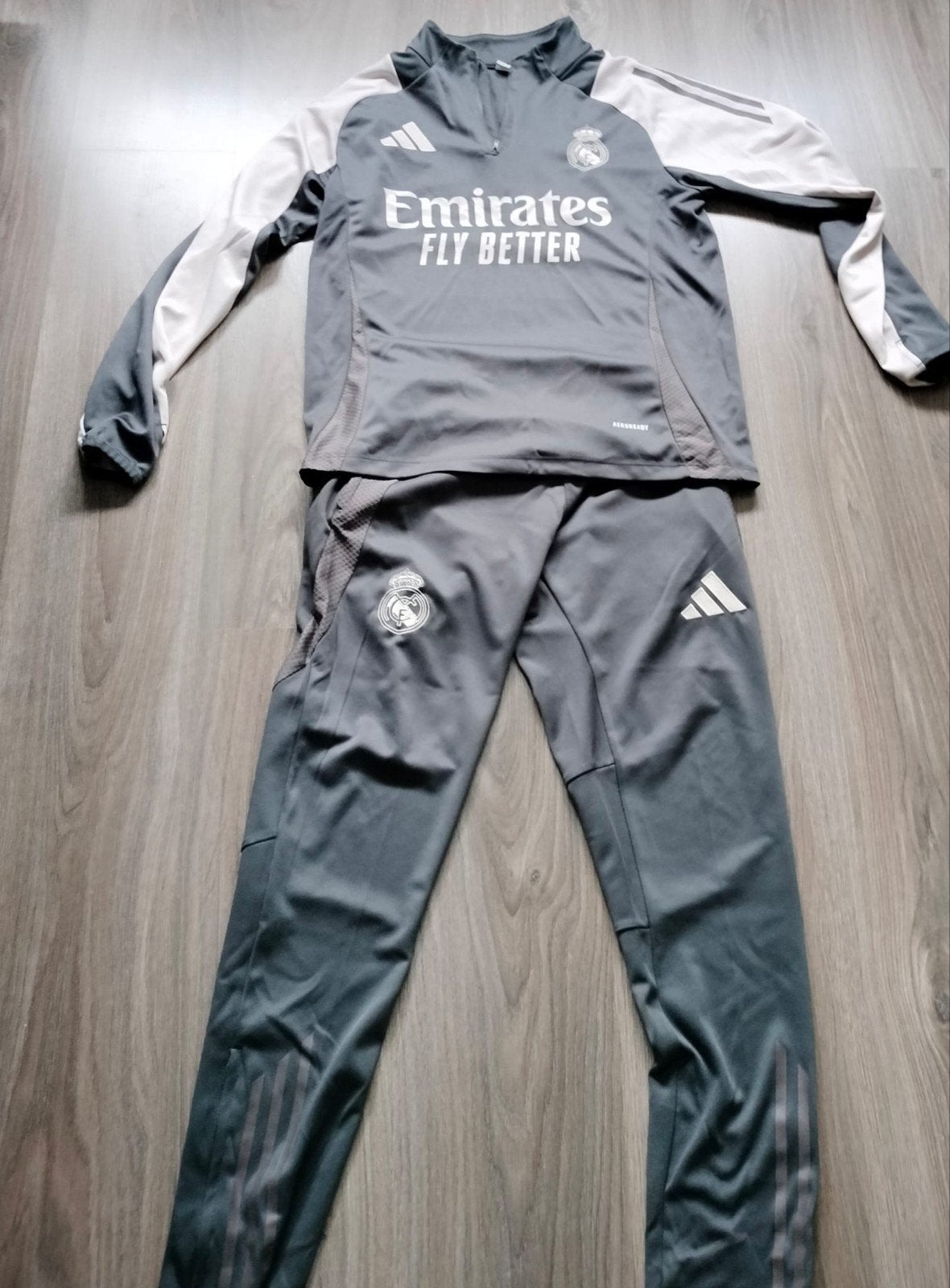 Adidas Real Madrid trainingspak - Maat S, Ophalen of Verzenden, Zo goed als nieuw