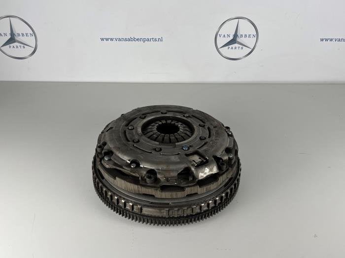 Dubbele massa vliegwiel van een Mercedes C-Klasse, Gebruikt, -, -, 3 maanden garantie