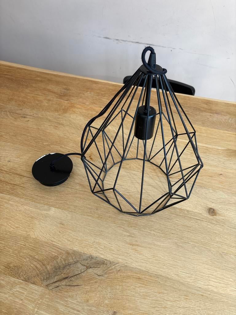 EGLO plafondlamp, zwart metalen frame, Ophalen of Verzenden, Gebruikt, Metaal