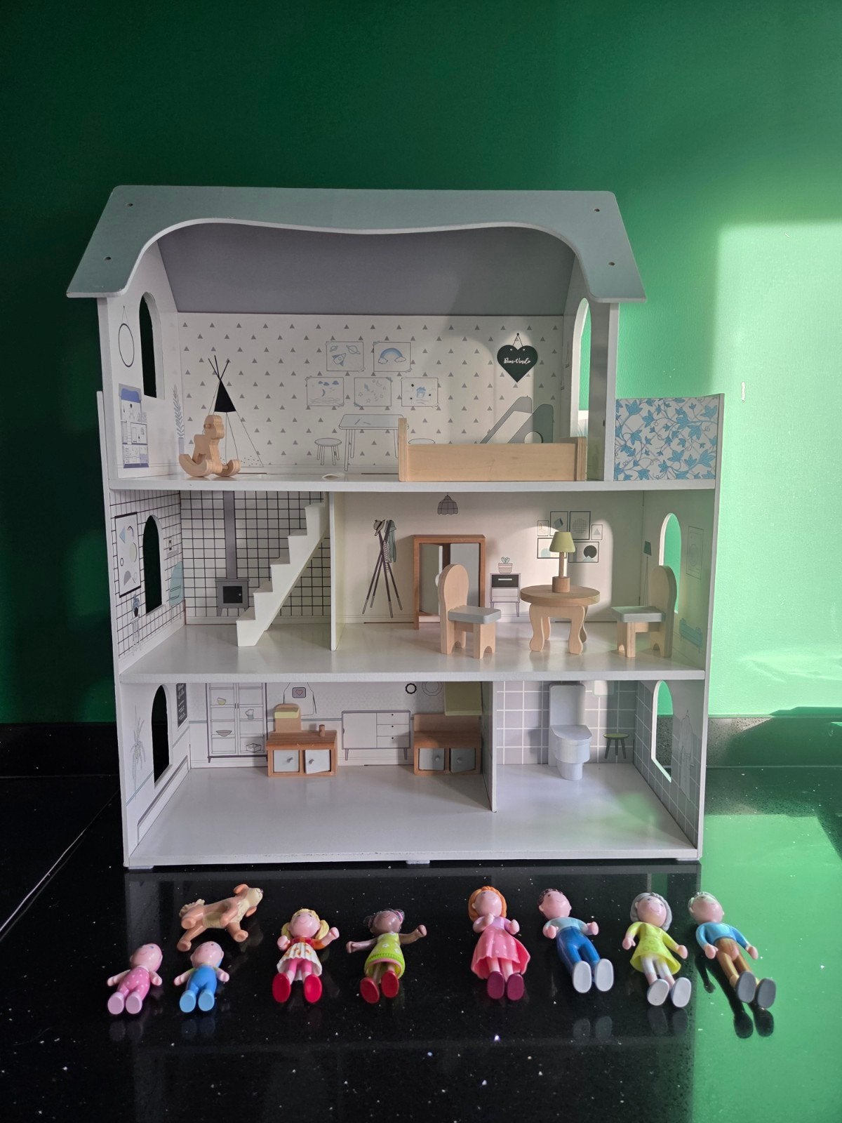 Poppenhuis met meubels echte Haba poppetjes (nieuwp +- €235), Ophalen, Overige typen