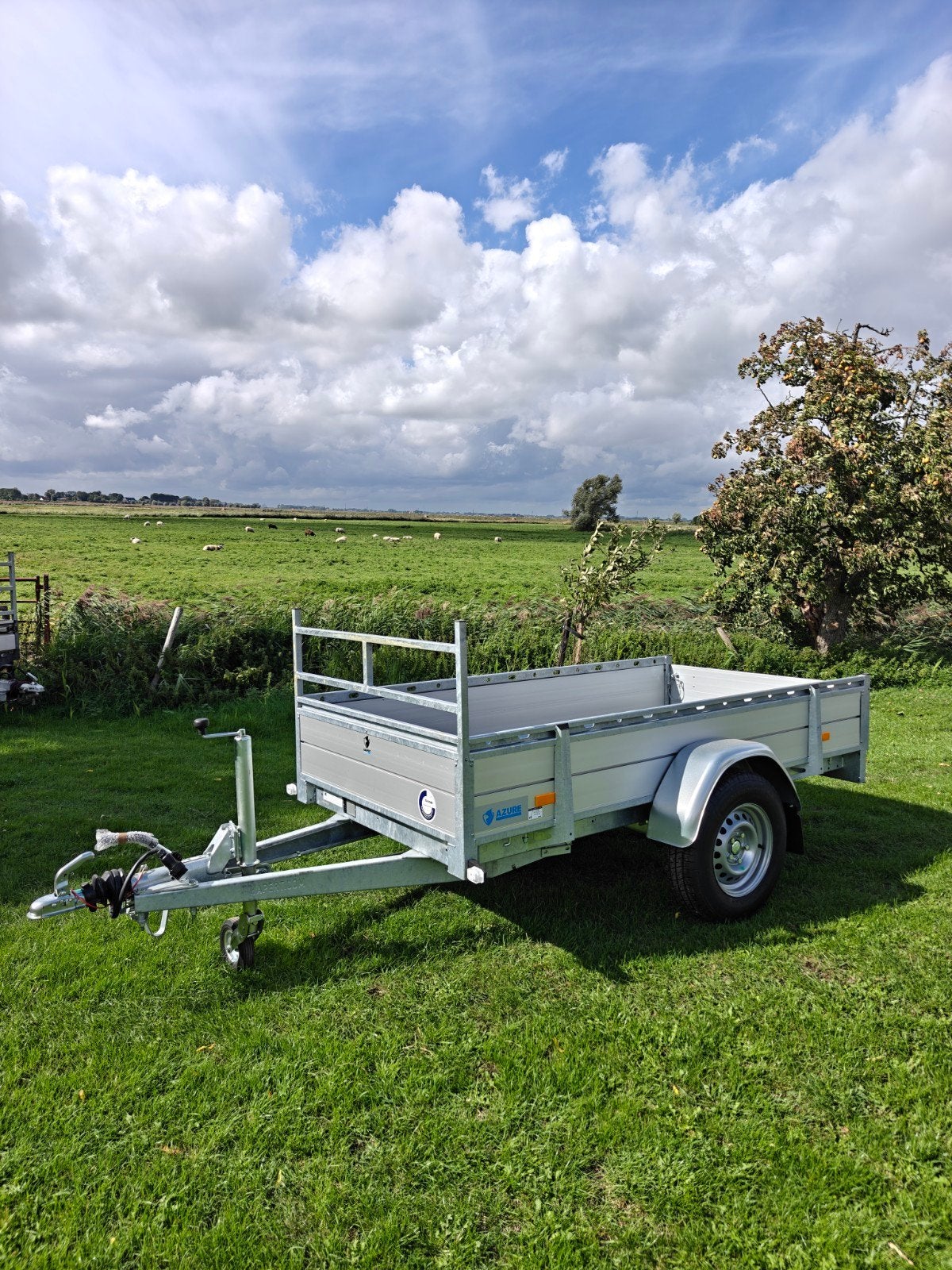 Demo Hapert bakwagen aanhanger 1350KG, Auto diversen, Aanhangers en Bagagewagens, Ophalen of Verzenden, Zo goed als nieuw
