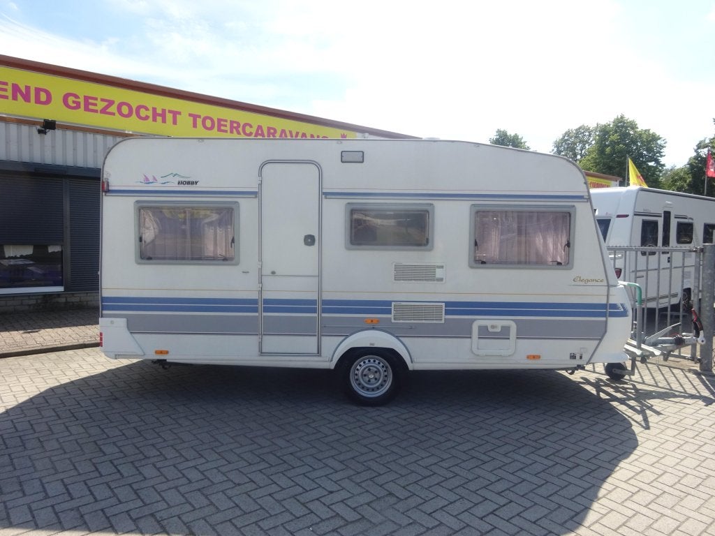Hobby 450 UB Elegance!!, Rondzit, Hobby, Bedrijf, 750 - 1000 kg