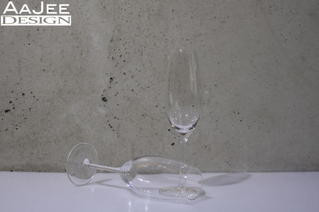 2 Schott Zwiesel - Champagneflutes - Flûtes - Nieuwstaat, Ophalen of Verzenden