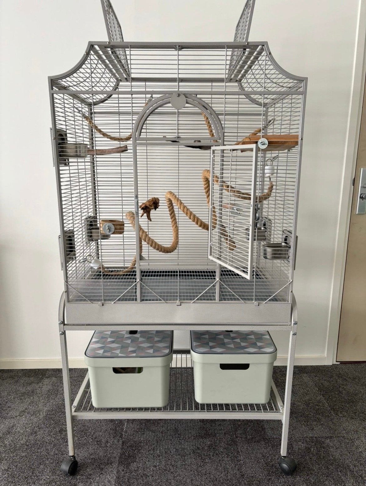 Vogelkooi 155x82x55 incl accessoires, Ophalen, Zo goed als nieuw, Vogelkooi