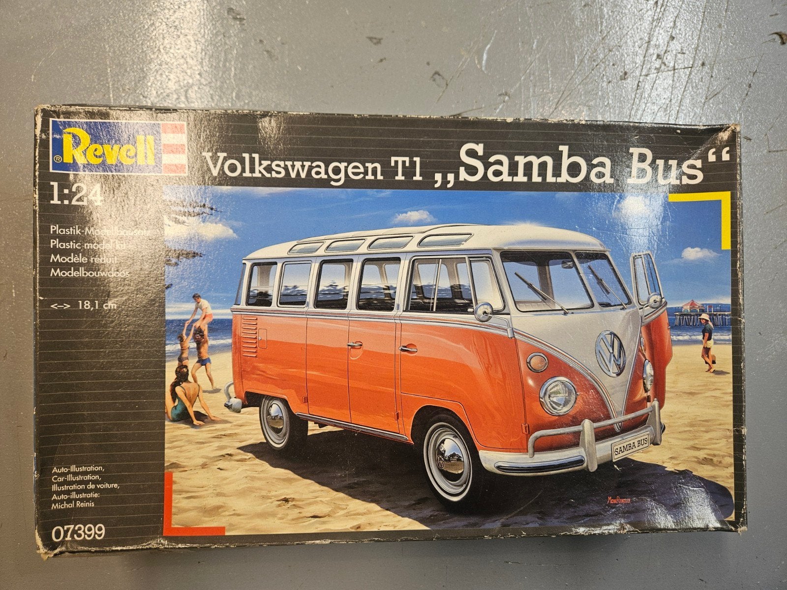 Revell Volkswagen T1 "Samba Bus" modelbouwkit 1:24, Hobby en Vrije tijd, Auto, Nieuw, Ophalen of Verzenden, 1:32 tot 1:50