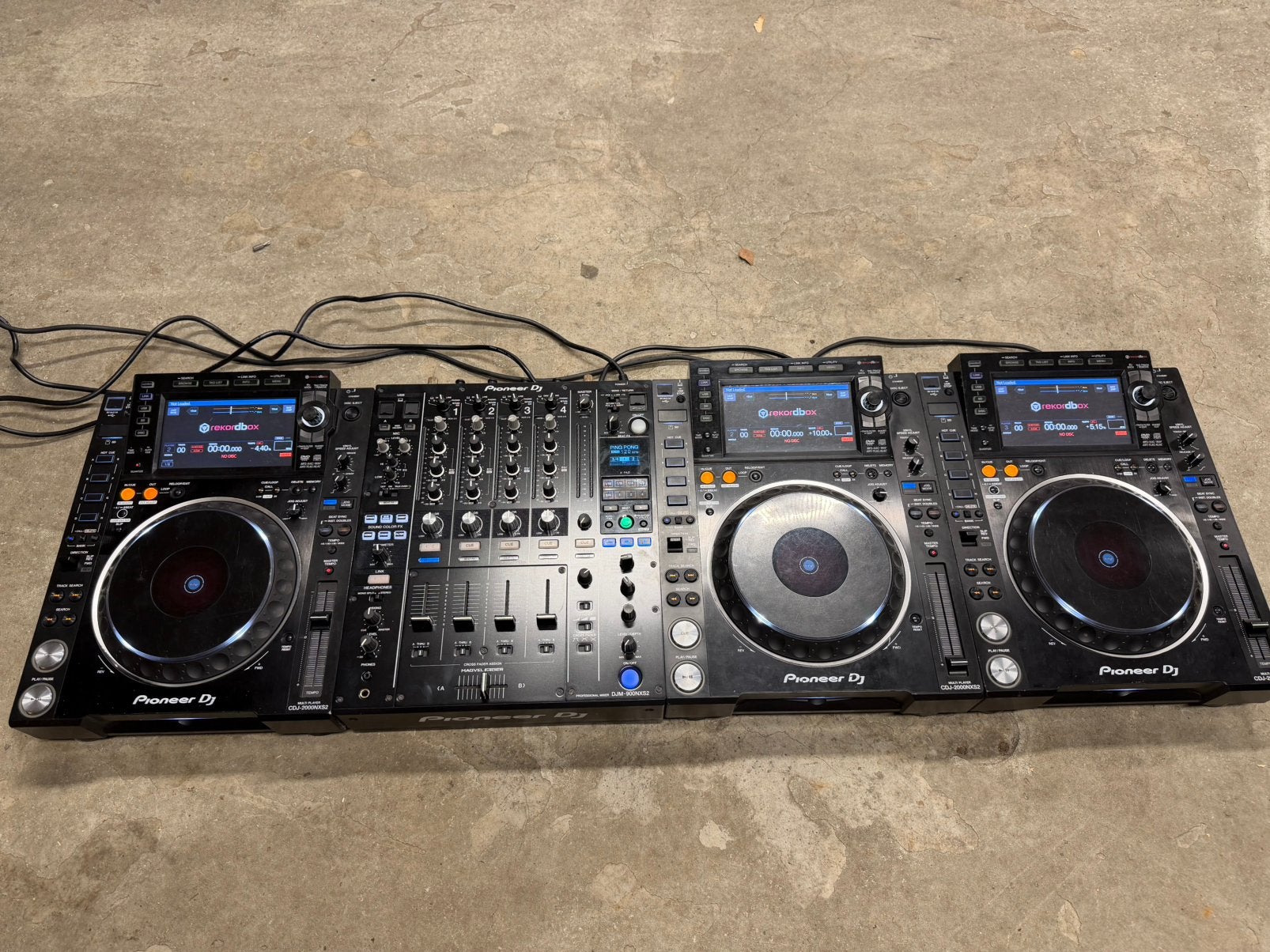 Pioneer NXS2 set (3x CDJ 2000 NXS2, 1x DJM 900 NXS2), Ophalen, Zo goed als nieuw, Dj-set, Pioneer