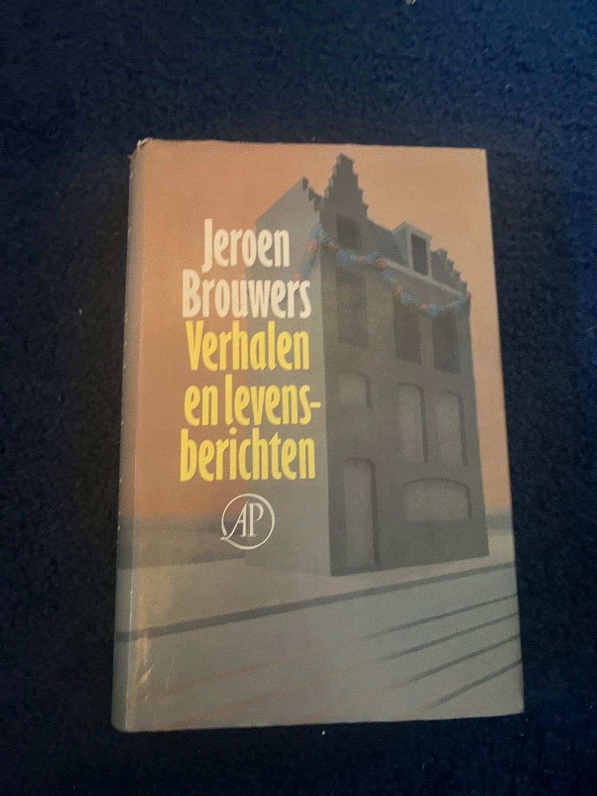 Jeroen Brouwers - Verhalen en levensberichten, Ophalen of Verzenden, Gelezen