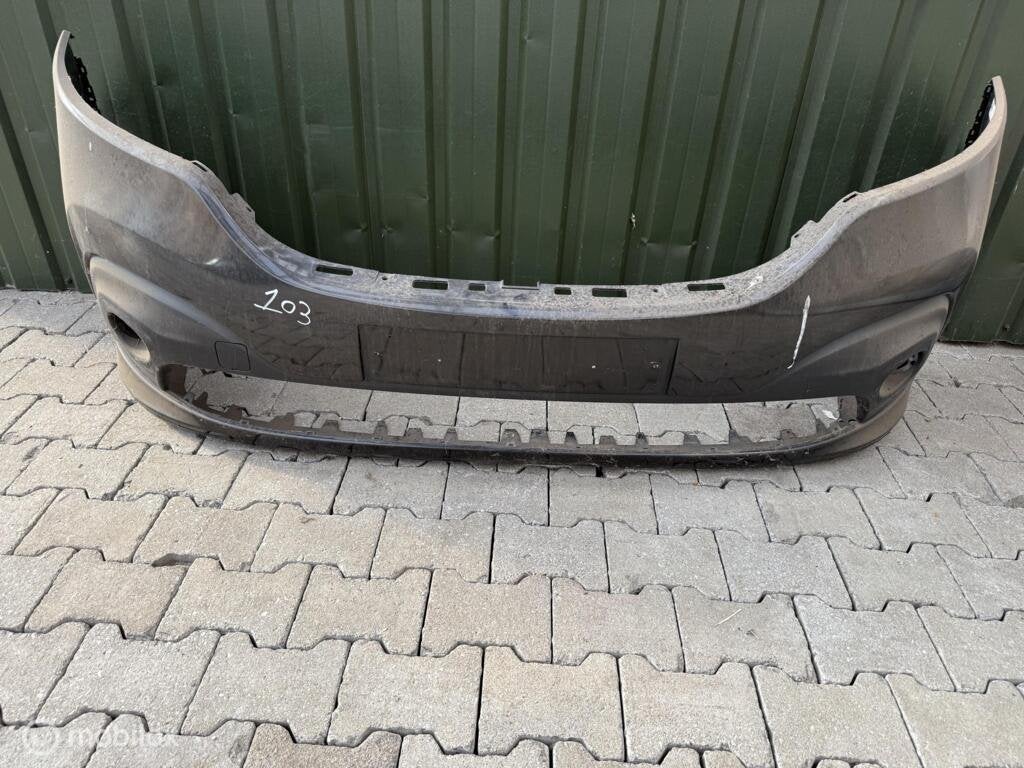Voorbumper renault trafic 3 620223916r Origineel, Auto-onderdelen, Gebruikt, Voor, Ophalen of Verzenden, Bumper