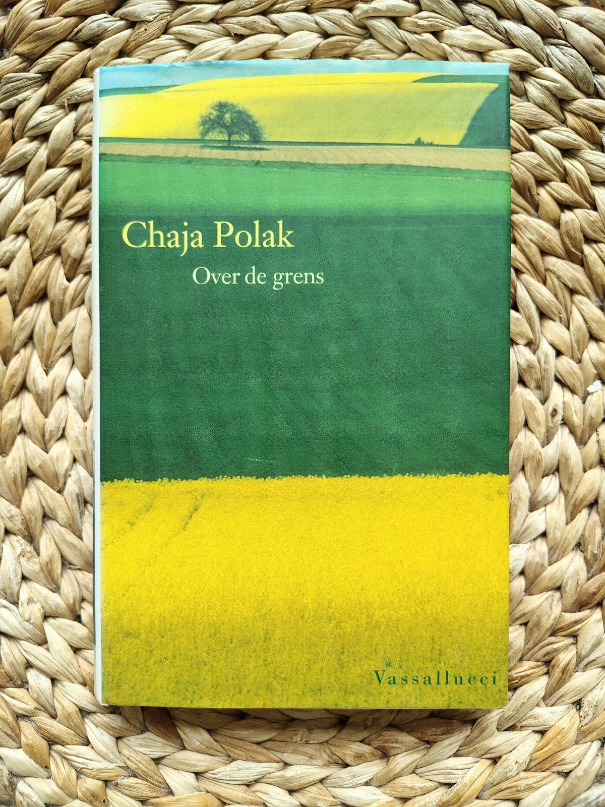 Chaja Polak - Over de grens, Ophalen of Verzenden, Zo goed als nieuw