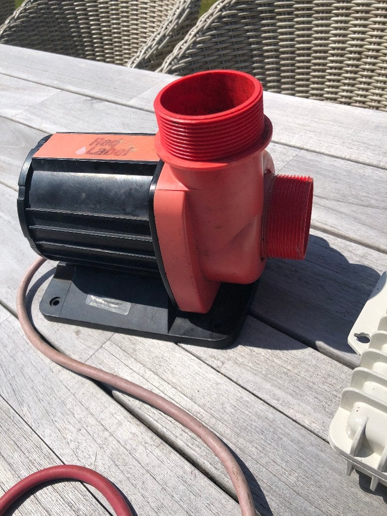 vijverpomp Aquaking red lbel, Ophalen of Verzenden, Gebruikt, Vijverpomp