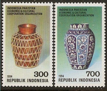 Indonesië 1597-1598 serie vazen., Verzenden, Postfris, Oost-Azië