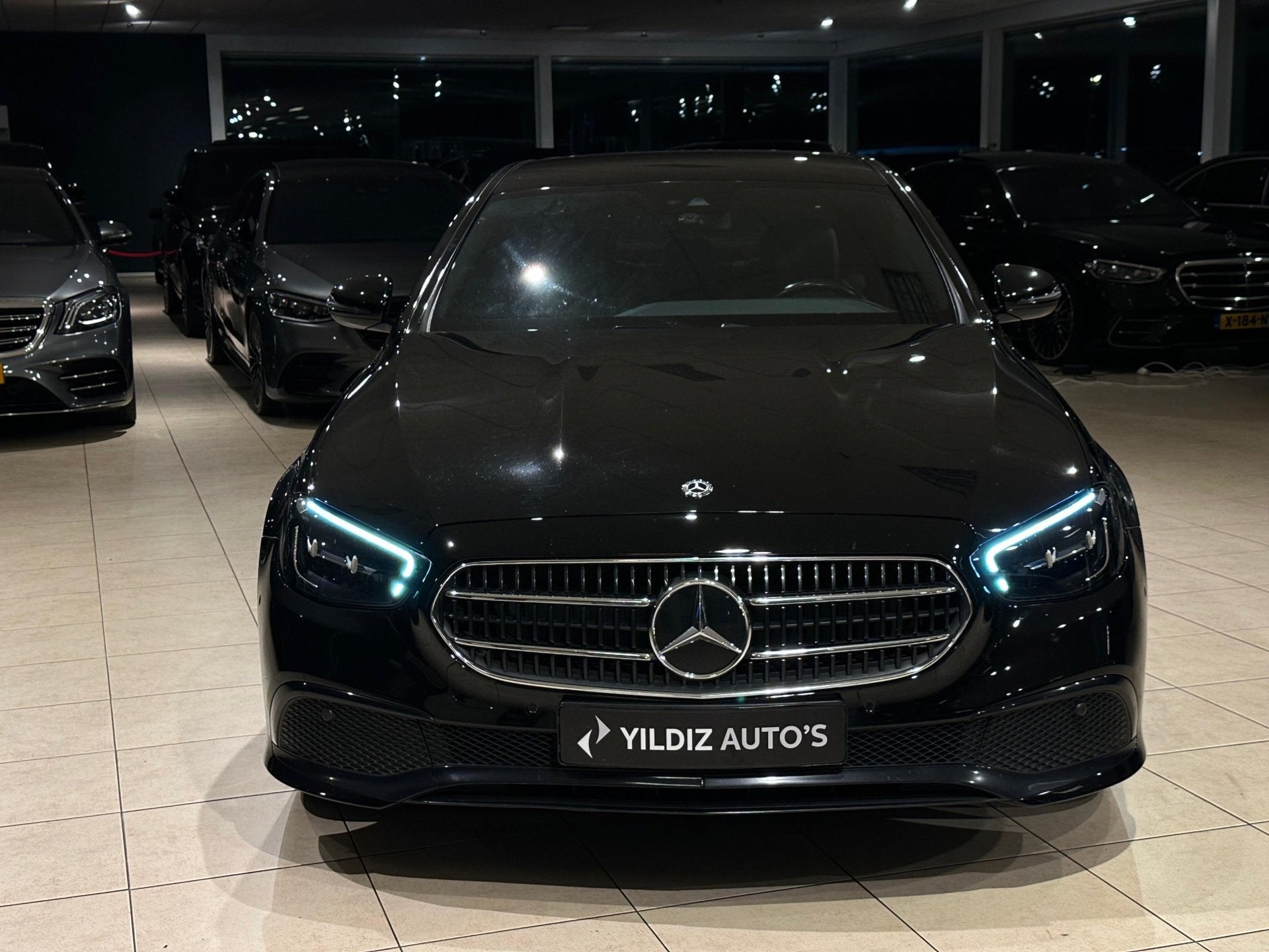 Mercedes-Benz E-klasse E200 d Business Solution/Aut9/INCL BT, Auto's, Mercedes-Benz, Achterwielaandrijving, Gebruikt, 4 cilinders