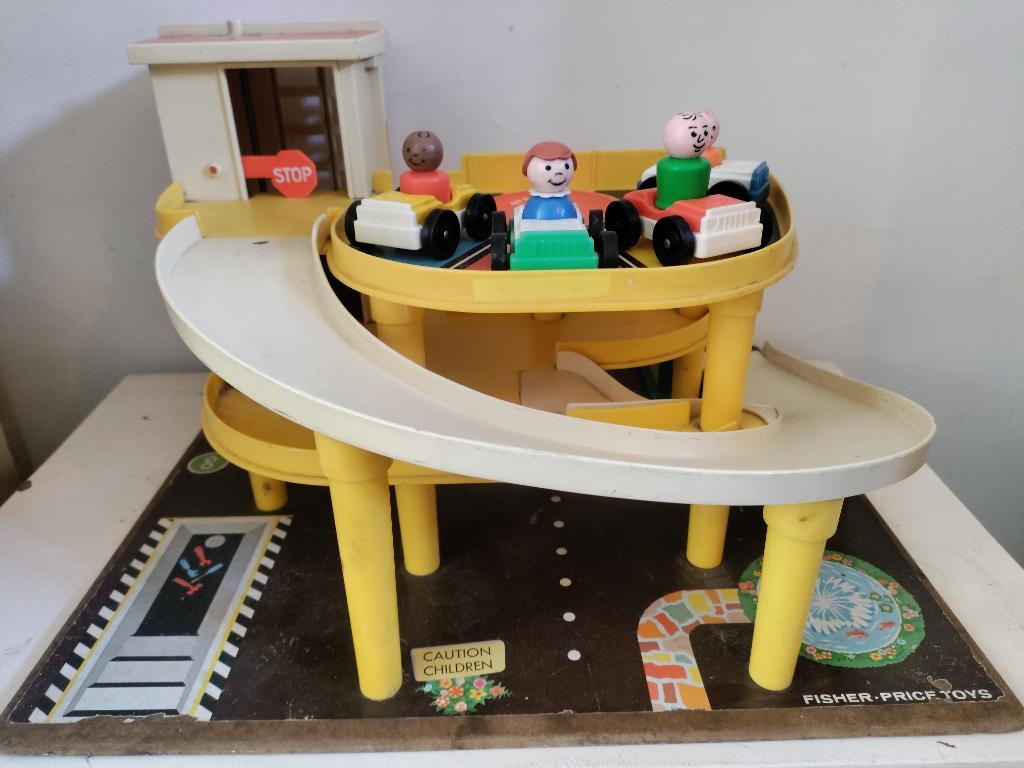 Vintage Garage Little People Fisher price, Ophalen of Verzenden, Gebruikt, Speelset, Met geluid