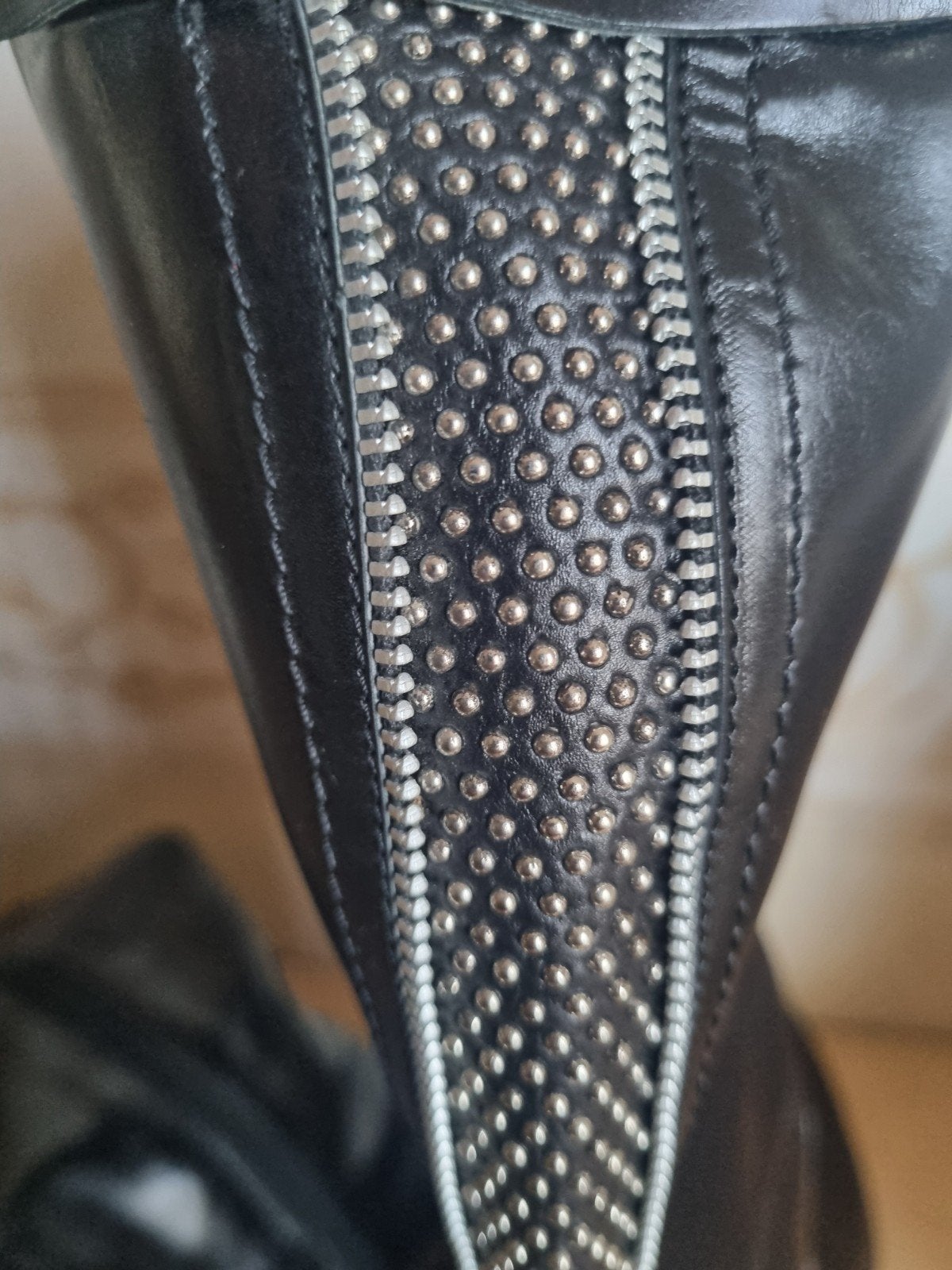 Nolten supermooie zwart lederen laars met studs maat 39, Ophalen of Verzenden, Zo goed als nieuw, Zwart, Hoge laarzen