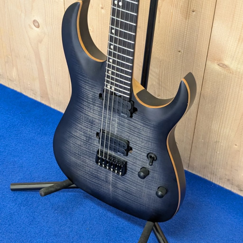 Harley Benton Amorak 6 Pro Series elektrische gitaar - ZGAN, Harley Benton, Zo goed als nieuw, Support@harleybenton.com, Wilhelmstr. 20
21244 Buchholz in der Nordheide
Germany