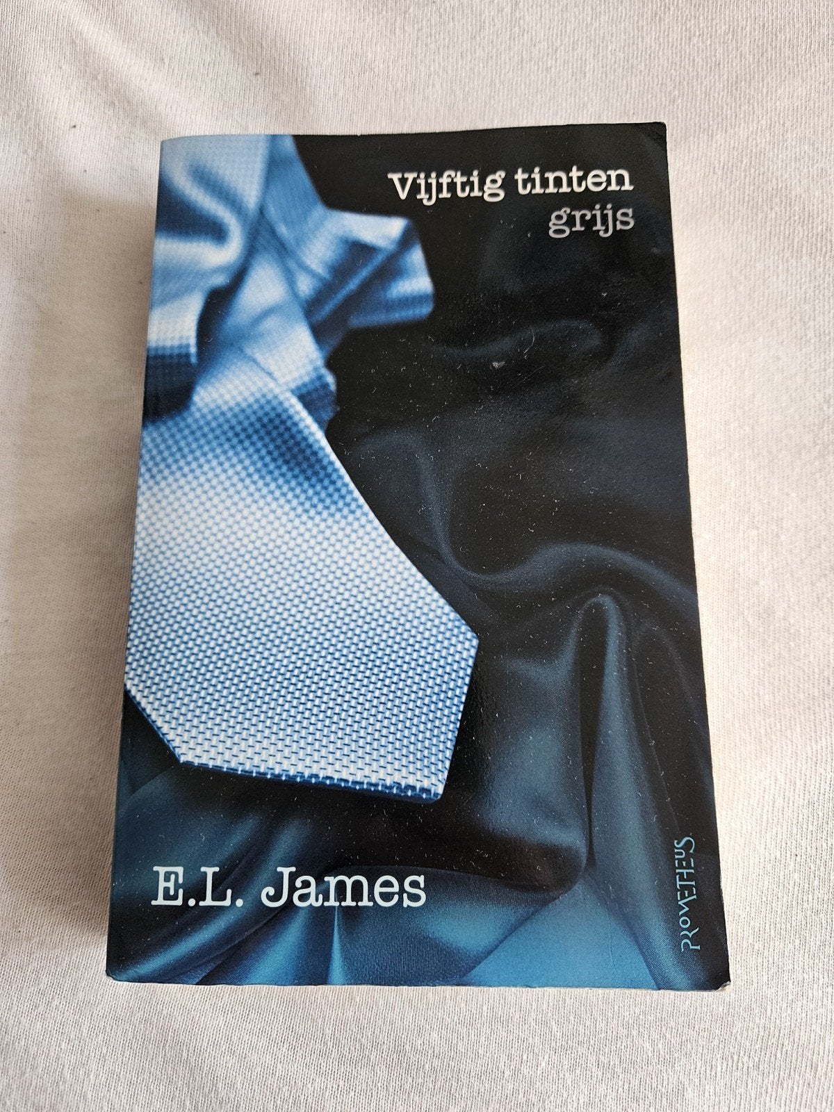Vijftig tinten grijs - E.L. James (Paperback), Ophalen of Verzenden, Zo goed als nieuw, E.L. James, Nederland