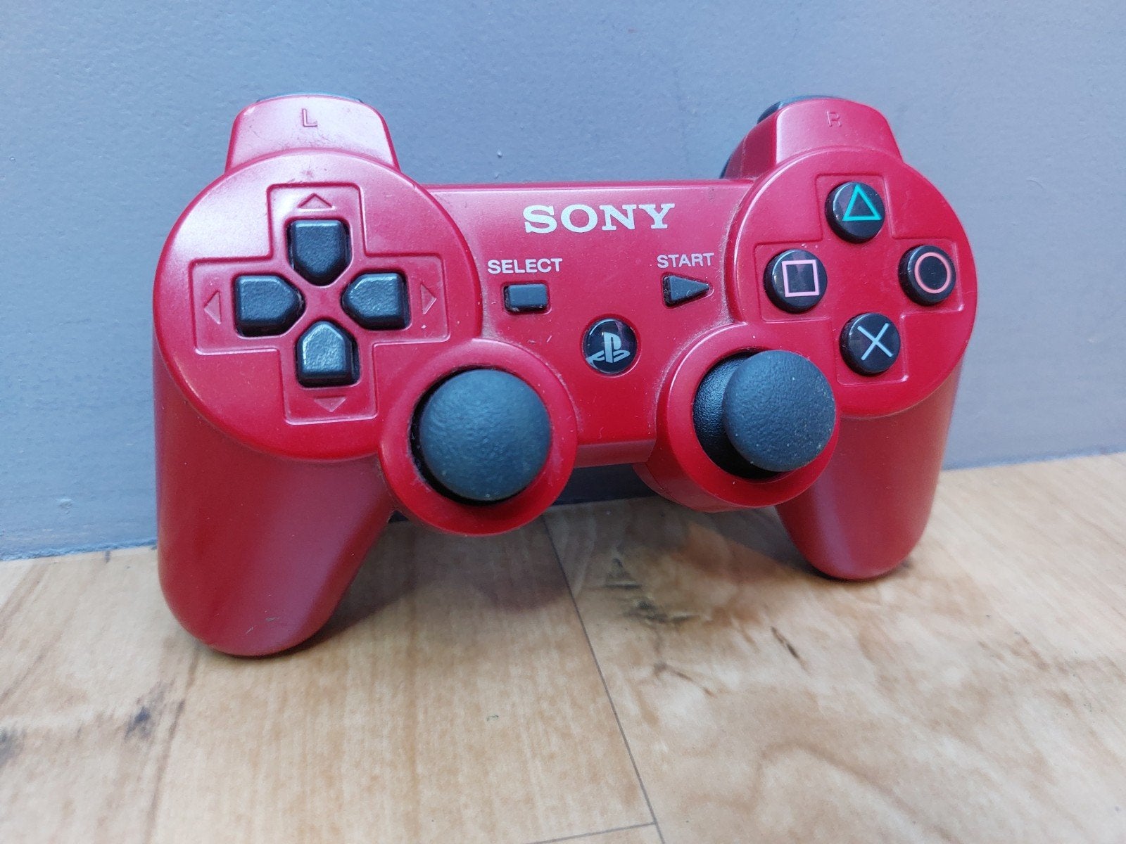 Sony Controller (PlayStation 3) Rood, Avontuur en Actie, 1 speler, Ophalen of Verzenden, Zo goed als nieuw
