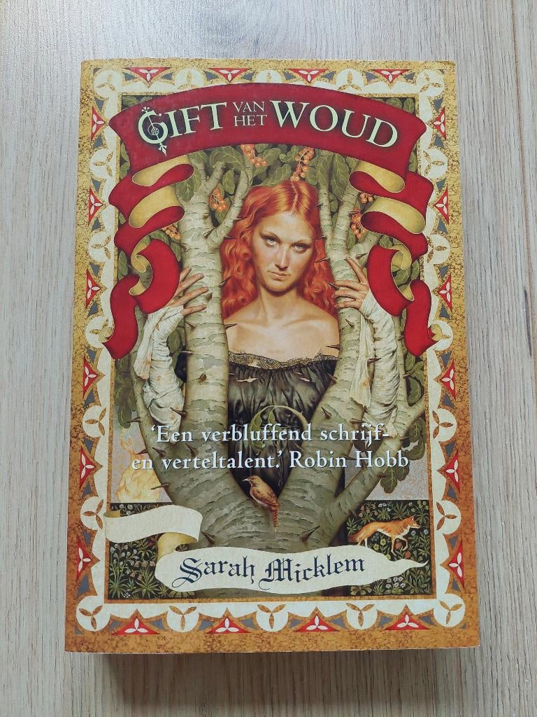 Gift van het woud - Sarah Micklem, Boeken, Fantasy, Gelezen, Ophalen of Verzenden
