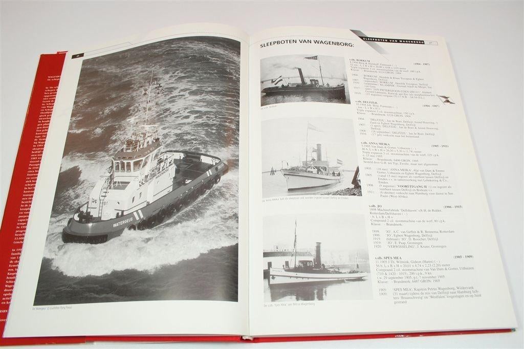 Wagenborg 100 Jaar — Alle Schepen van 1898 tot 1998, Verzamelen, -, -, Ophalen of Verzenden, Zo goed als nieuw