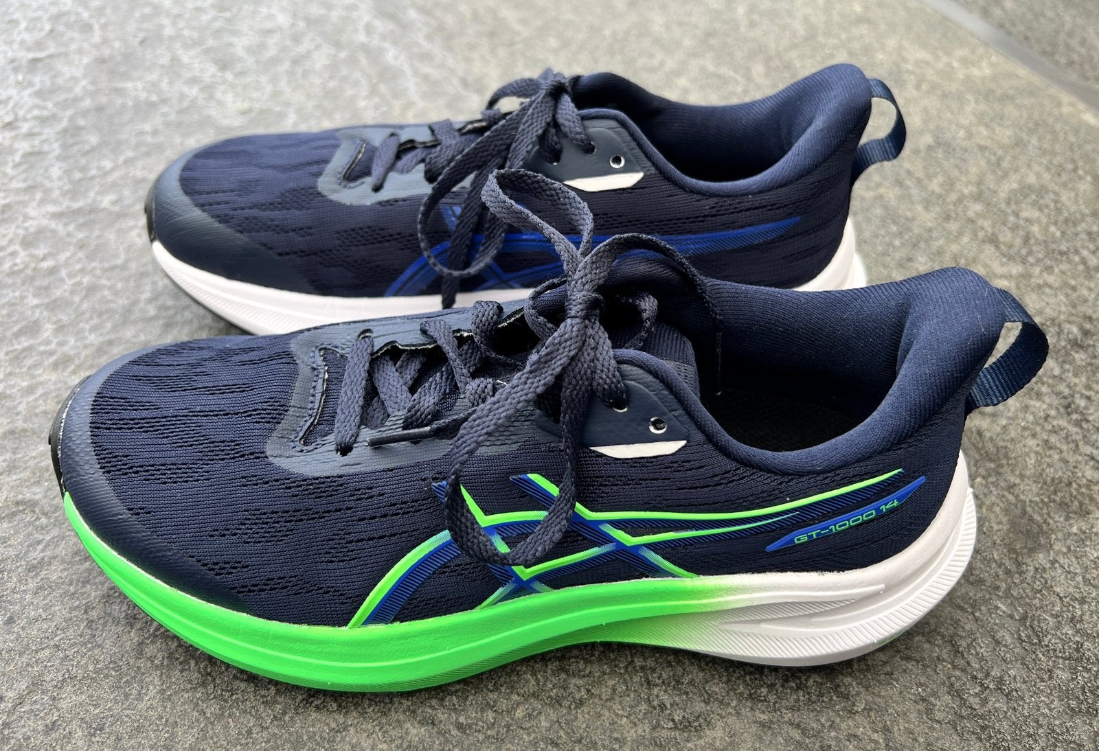 ASICS GT-1000 12 Hardloopschoenen - Nieuwstaat, Sport en Fitness, Loopsport en Atletiek, Hardloopschoenen, Nieuw, Ophalen of Verzenden