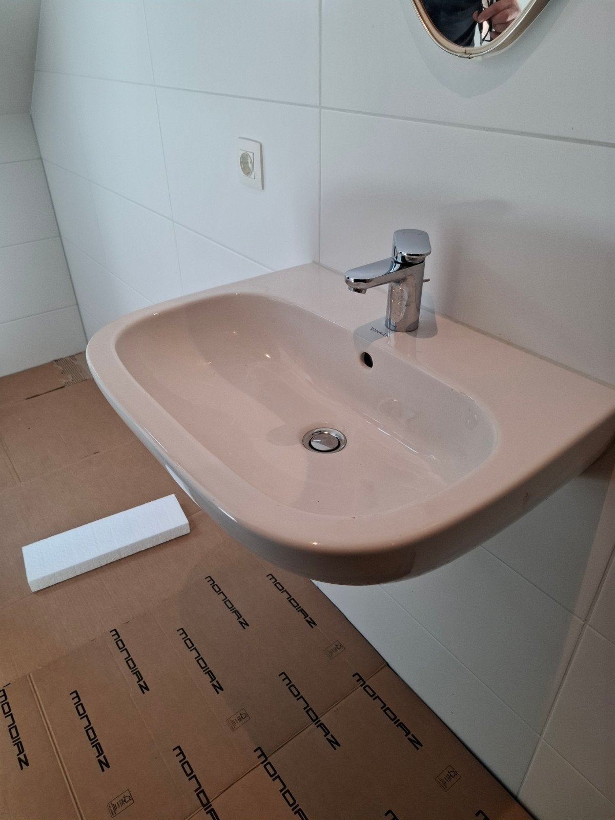 Duravit wastafel met Hansgrohe kraan en sifon, Ophalen, Wastafel