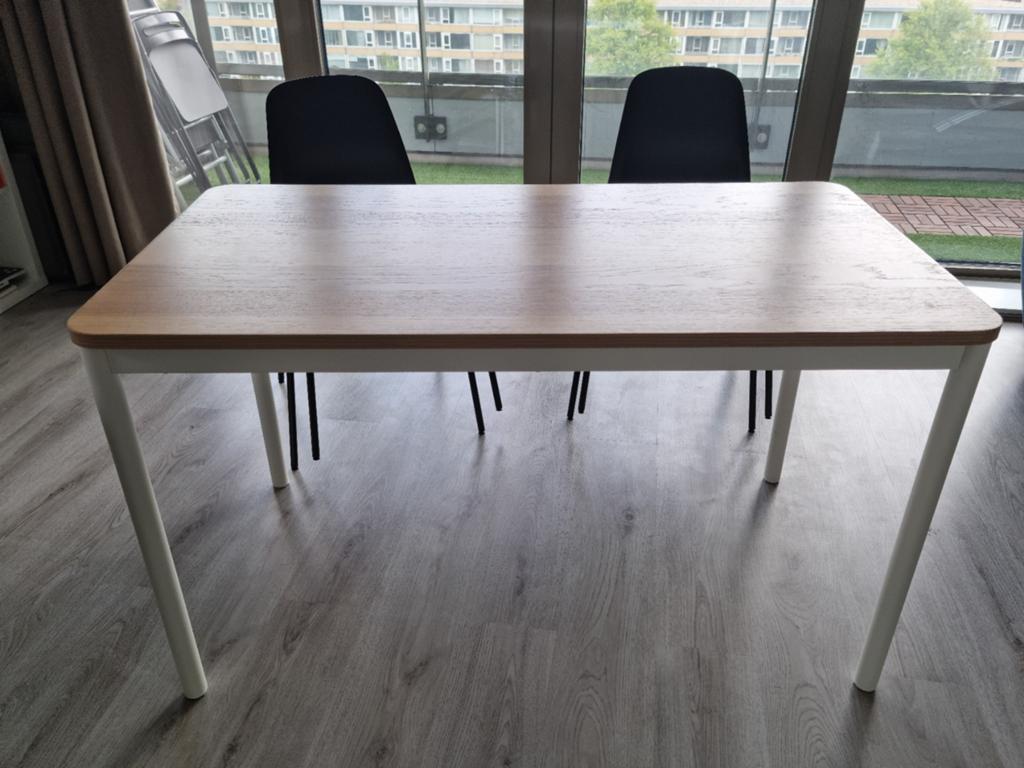 Ikea Tommaryd tafel 130x70cm met 4 Lidås stoelen, Ophalen