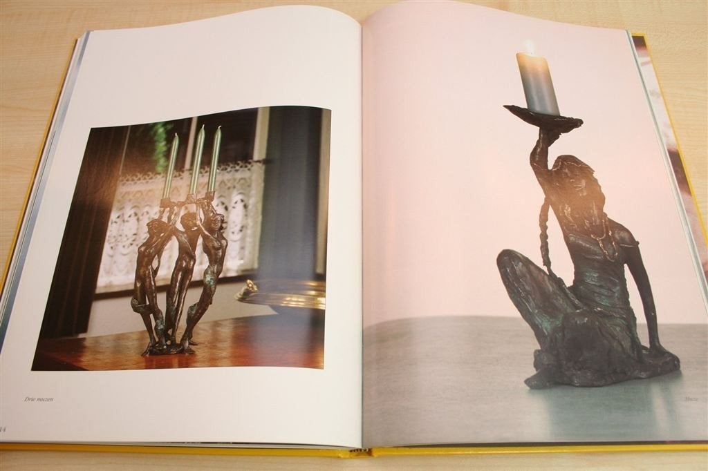 Kunstboek Marianne Houtkamp — Haar Oeuvre in Brons & Kleur, Ophalen of Verzenden, Zo goed als nieuw