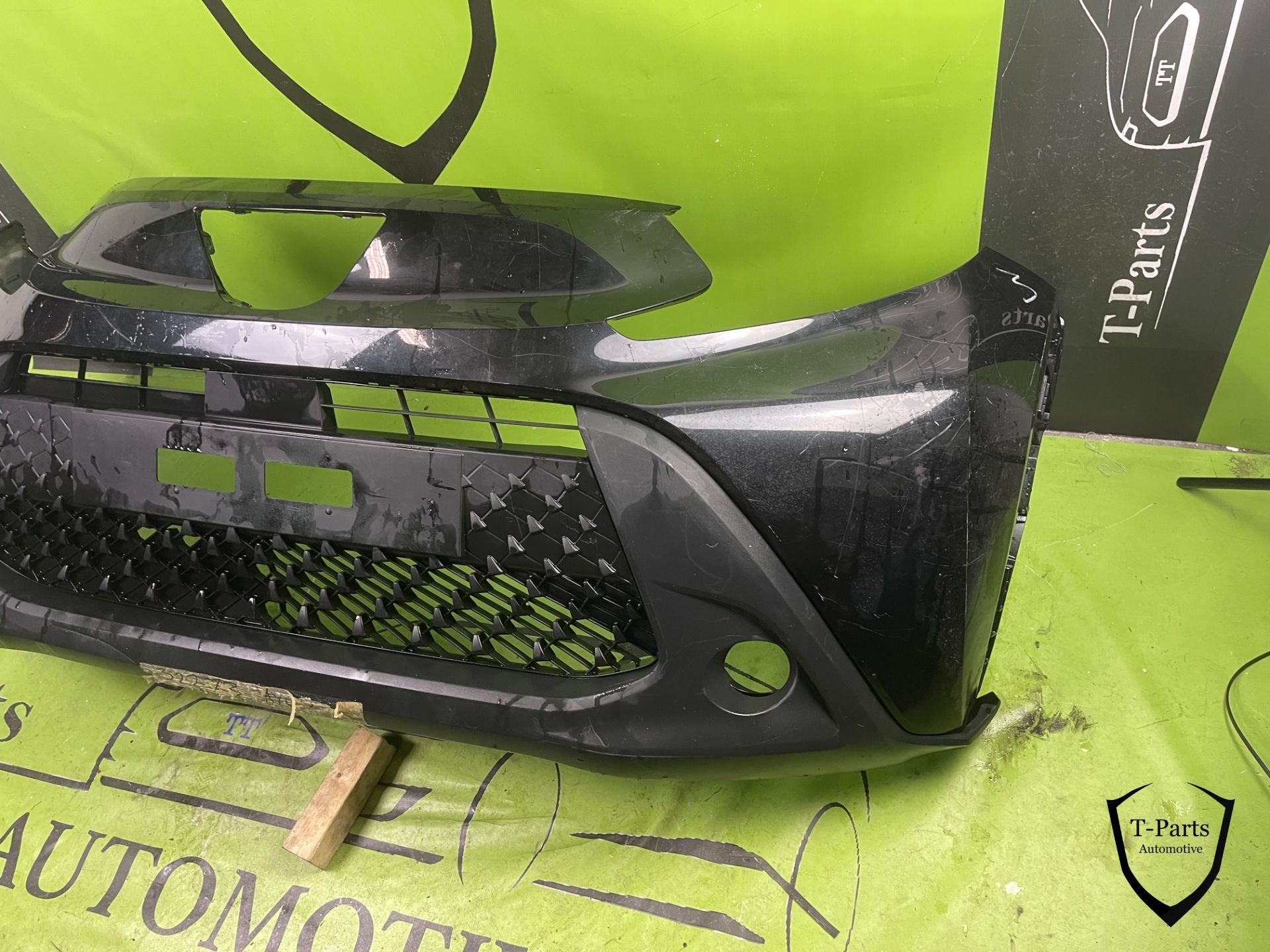 toyota aygo voorbumper bumper 2020+, Auto-onderdelen, Carrosserie en Plaatwerk, Info@toyota.co.jp, Gebruikt, Toyota Motor Corporation