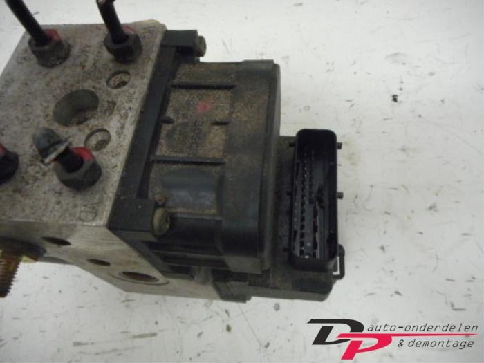 ABS Pomp van een Peugeot 306, Gebruikt, -, -, Ophalen of Verzenden