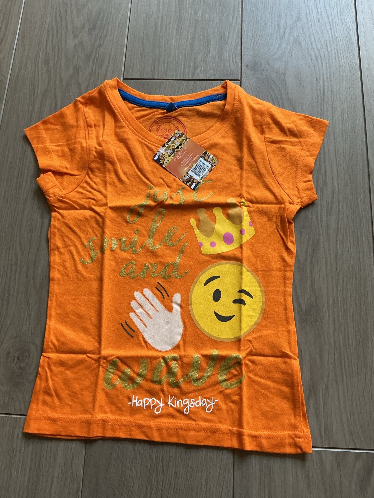 Nieuw Oranje Koningsdag T-shirt Maat 104-110, Ophalen of Verzenden, Nieuw, Meisje, Shirt of Longsleeve