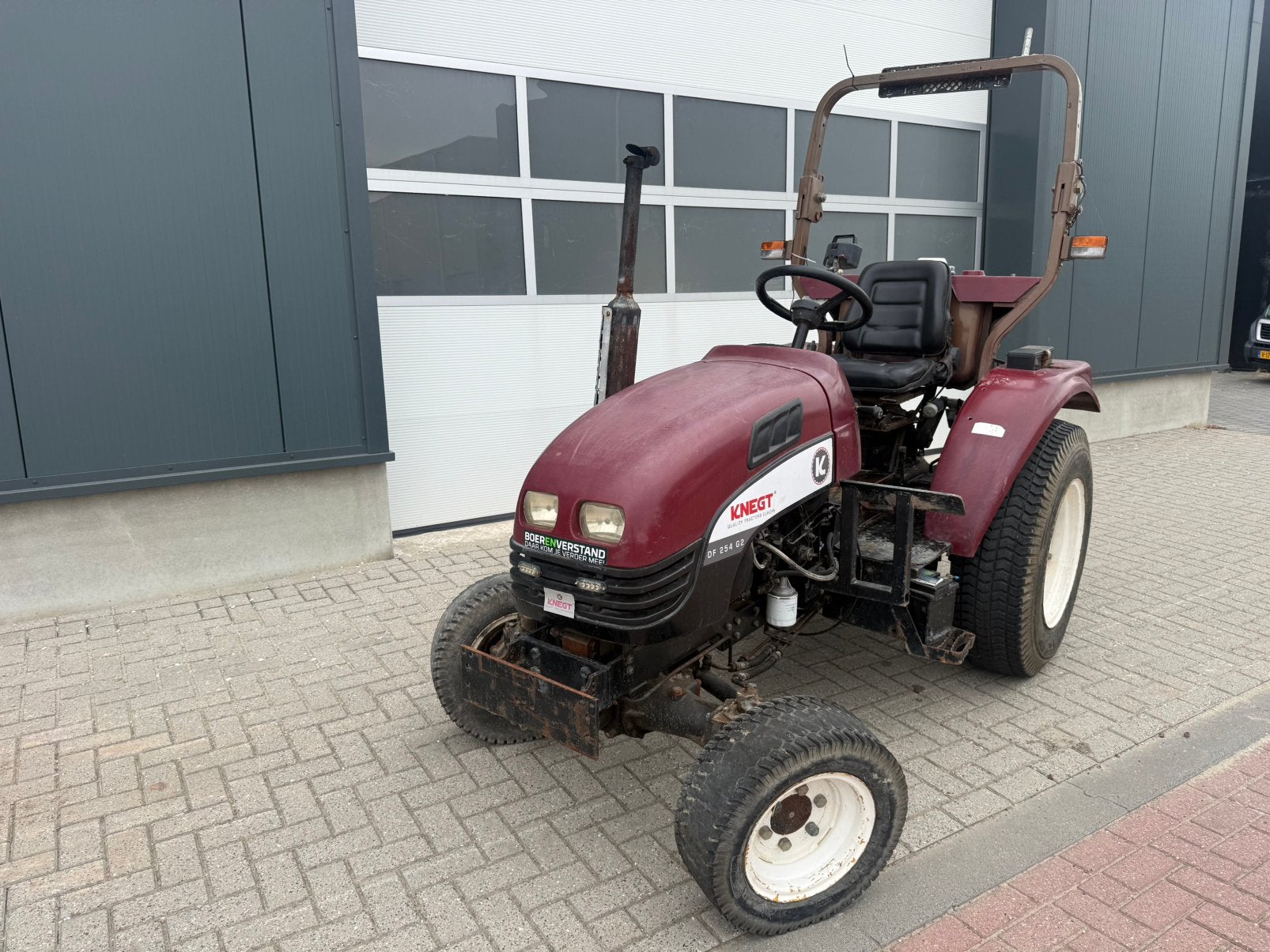 Te koop Knegt DF 254 G2, Zakelijke goederen, Agrarisch | Tractoren, Gebruikt, Tot 2500, ., .