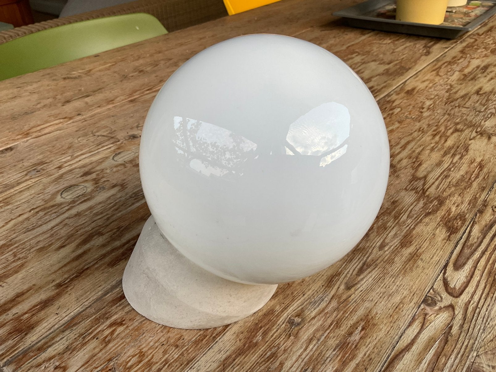 Wandlamp met glazen bol - diameter 15 cm, Gebruikt, Buitenlamp, Glas, Wit