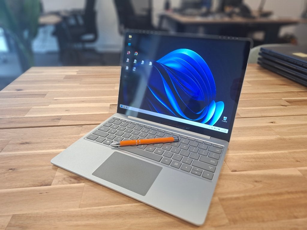 Microsoft Surface Laptop Go 3, Computers en Software, Info@veenstraIT.nl, 256 GB, Qwerty, 8 GB