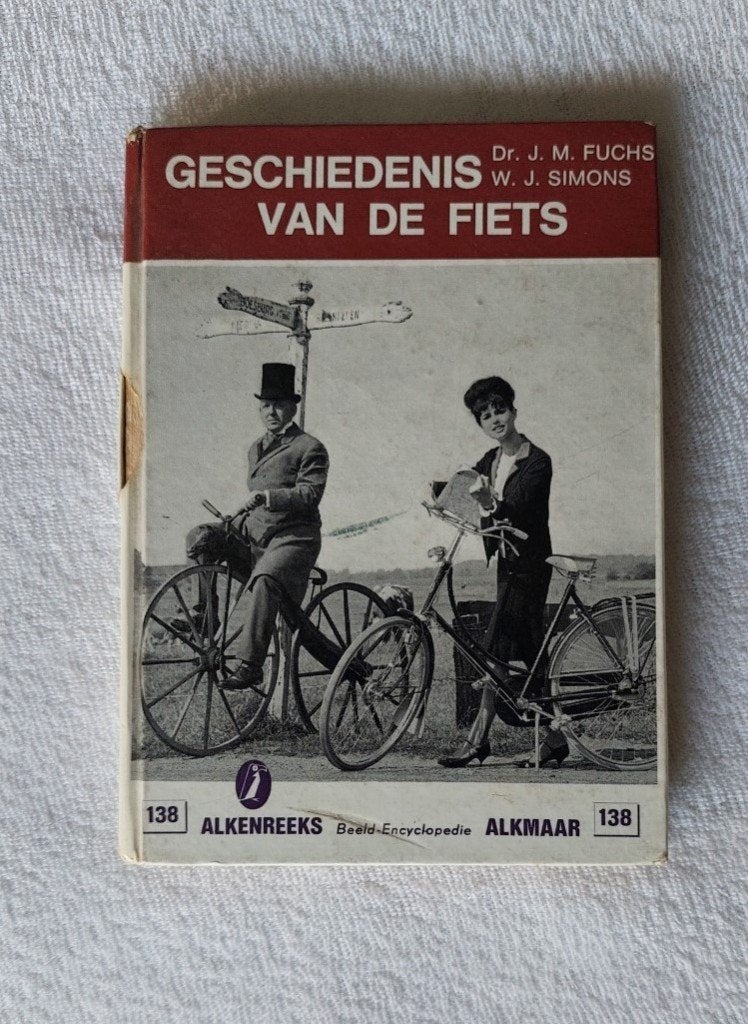 Boekje geschiedenis van de fiets, Boeken, Ophalen of Verzenden, Gelezen, Overige typen