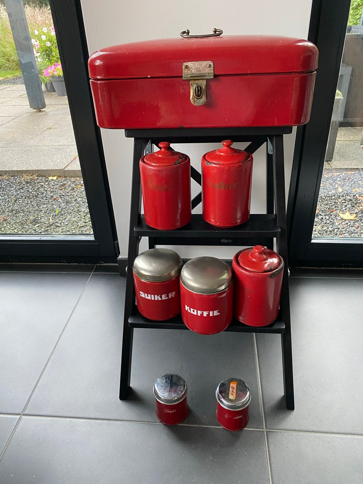 Vintage rood emaille broodtrommel en voorraadpotten, Ophalen of Verzenden