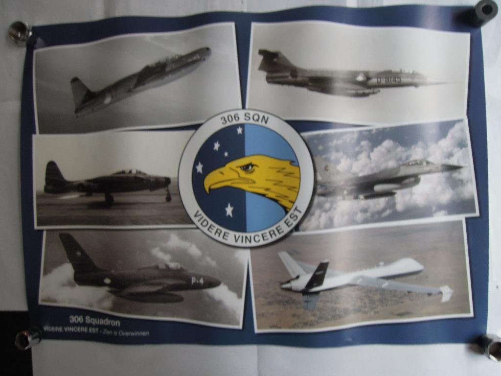 DIVERSE POSTERS KON. NEDERLANDSE LUCHTMACHT & MARINE, Ophalen of Verzenden, Zo goed als nieuw, Kaart, Foto of Prent
