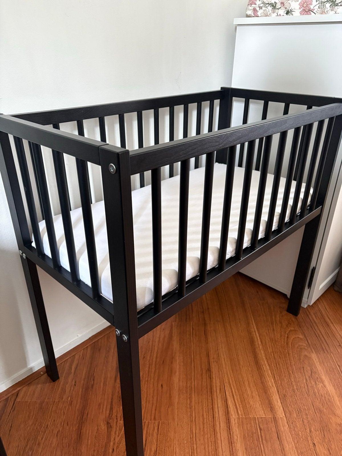 Wiegje/Co-sleeper - Zo goed als nieuw met matras en lakens, Ophalen, Zo goed als nieuw, Wieg