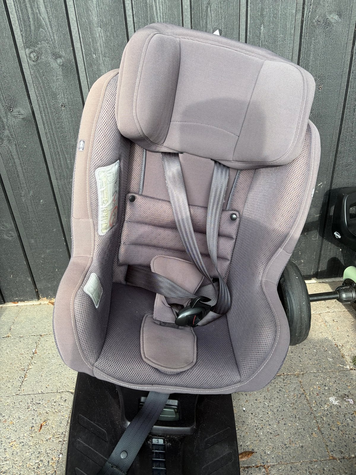 Nuna autostoel, Kinderen en Baby's, 0 t/m 18 kg, Zijbescherming, Zo goed als nieuw, Isofix