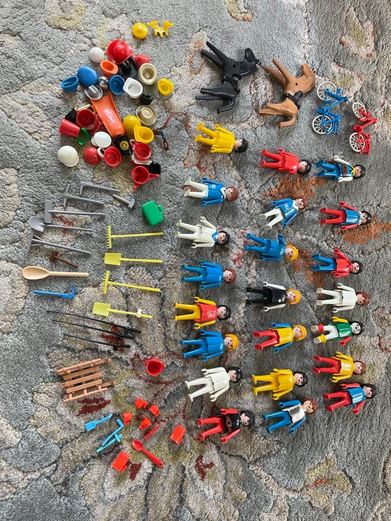 Grote partij Playmobil poppetjes, paarden, fietsen en access, Ophalen of Verzenden, Gebruikt, Los playmobil
