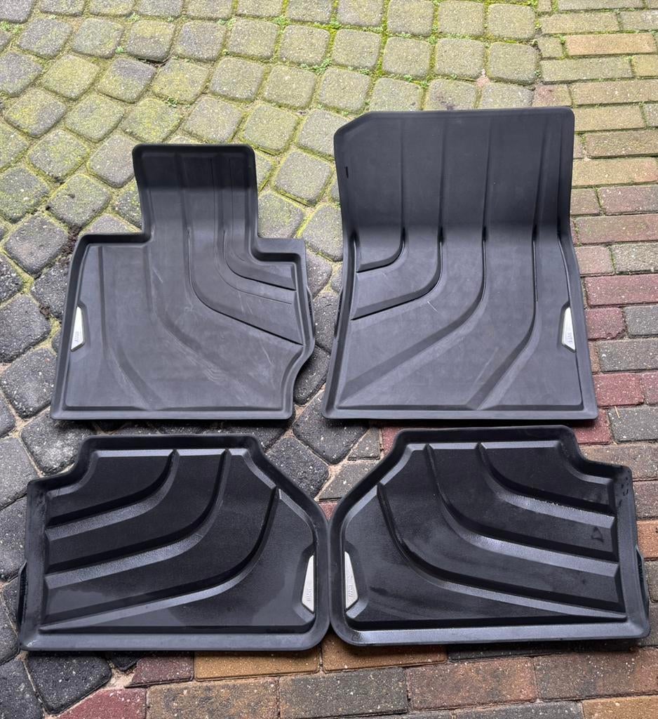 BMW matten rubber, Ophalen, Zo goed als nieuw
