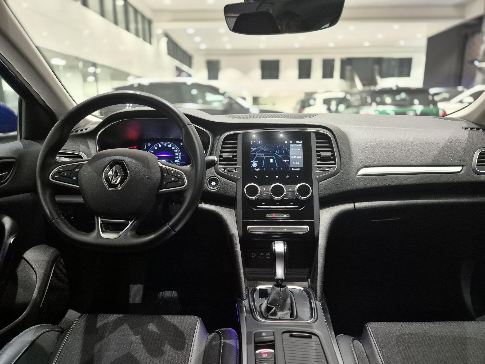 Renault Mégane Estate 1.3 TCe Intens | Automaat | Trekhaak, Stof, Gebruikt, Euro 6, 4 cilinders