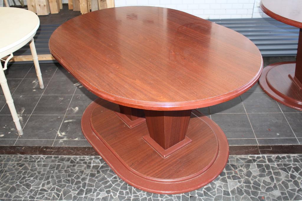 Bartafel ovaal ca 148x108cm, Ophalen, Gebruikt