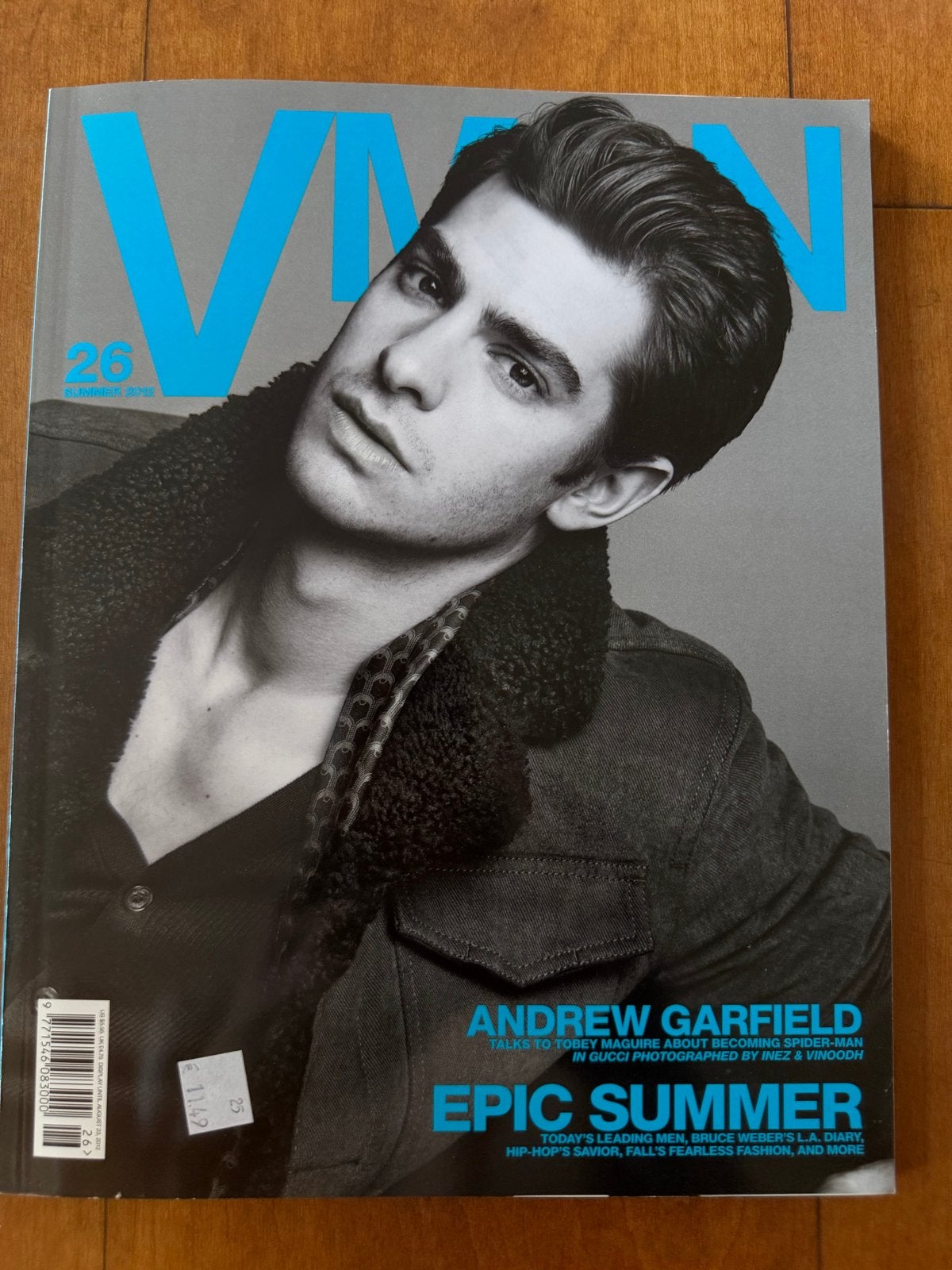 VMAN Magazine #26 met Bruce Weber katern en Andrew Garfield, Ophalen of Verzenden, Gelezen, Glossy