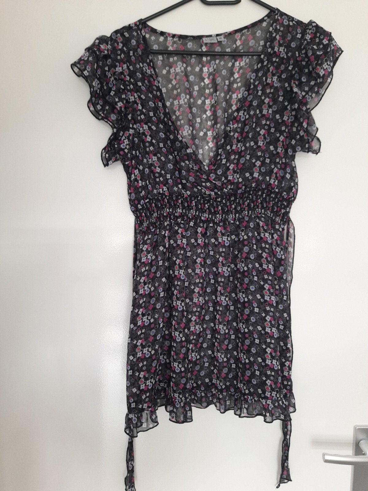 Superleuke top van Urban Surface maat M, Kleding | Dames, Maat 38/40 (M), Ophalen of Verzenden, Zo goed als nieuw, Korte mouw