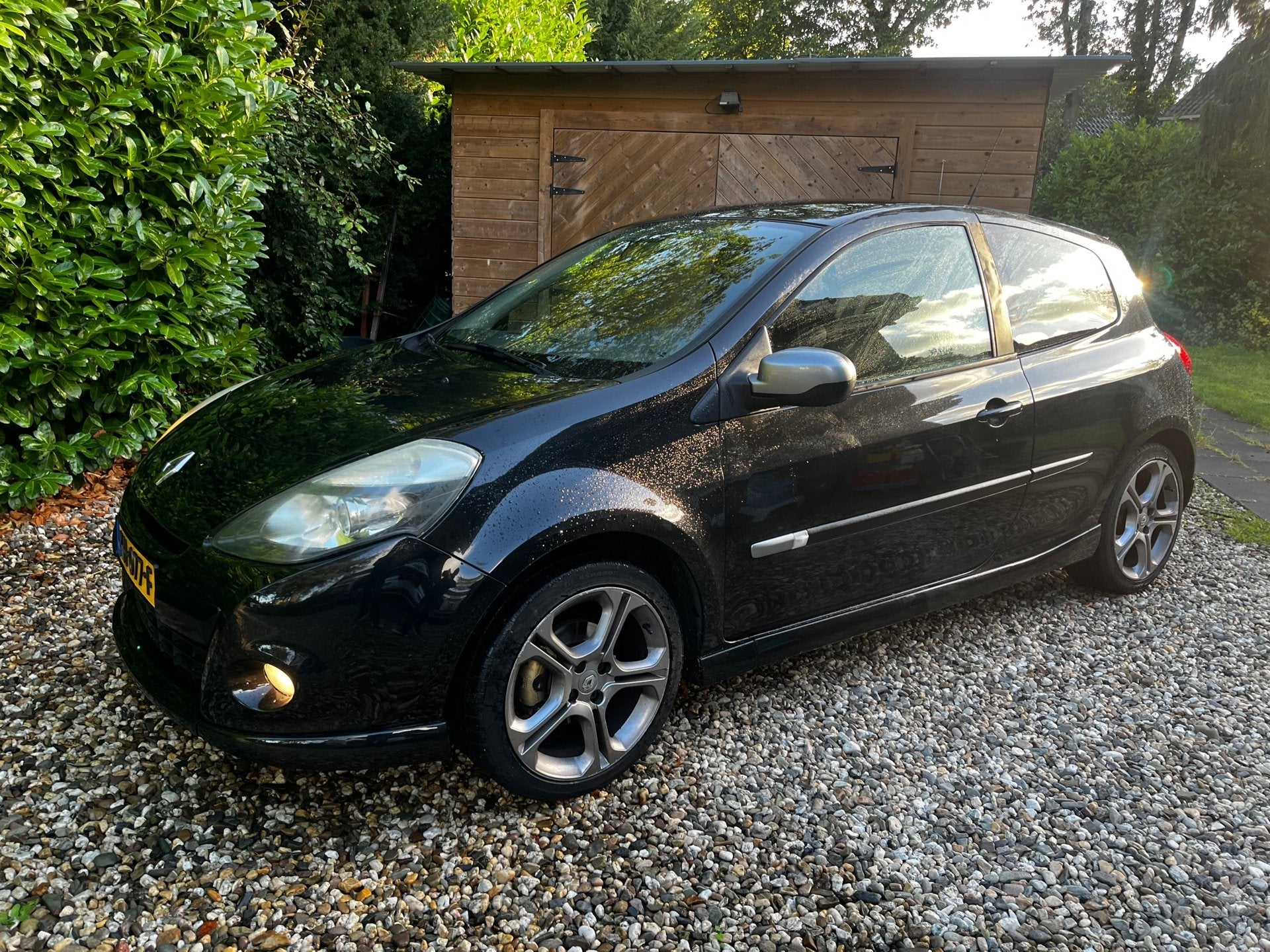 Renault Clio GT RIJKAAR/APK/HISTORY/BEURT/AIRCO/DIREKT MEE, Auto's, Voorwielaandrijving, Dealer onderhouden, 535 kg, Gebruikt