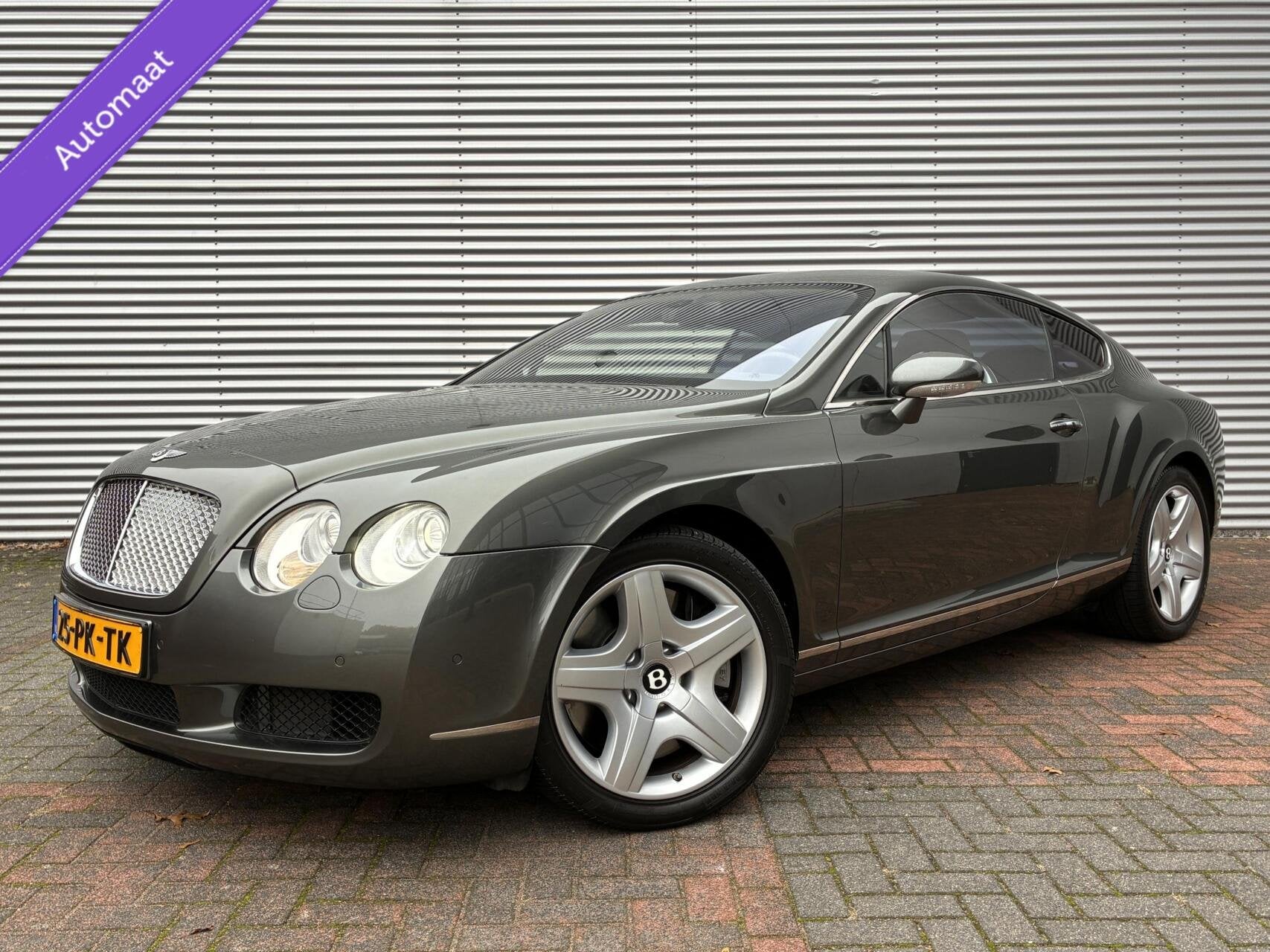 Bentley Continental GT 6.0 W12 Uniek Nederlandse Auto 116715, Auto's, Automaat, Gebruikt, 12 cilinders, Bedrijf