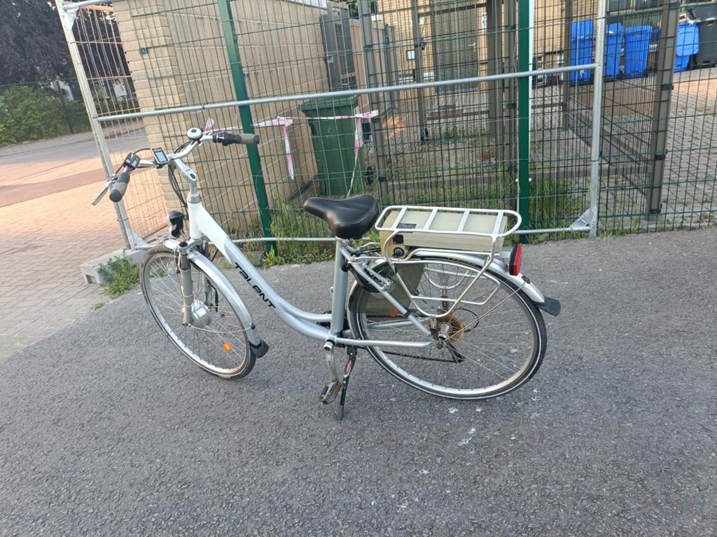 elektrische damesfiets, Ophalen of Verzenden, Zo goed als nieuw, Overige merken